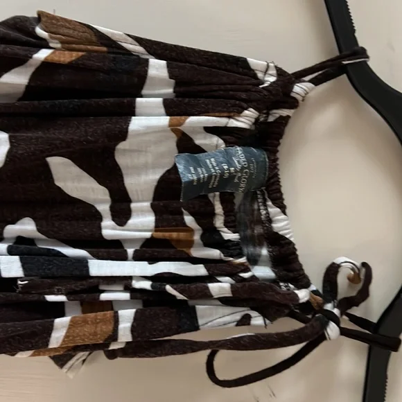 Faded Glory Ladies top Size 8 to 10 color is white, brown, tan and black. A-13 - Picture 2 of 4